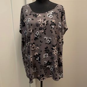 Plus size 3X sleeveless blouse
